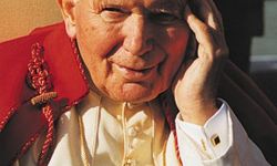 Błogosławiony Jan Paweł II w fotografiach Adama Bujaka 