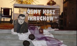 "Ósmy kosz okruchów" - poezje zebrane ks. Jana Kalinki