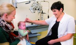 Retinopatia: następstwo niedojrzałości oka u wcześniaków