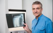 Ból. U zdrowego człowieka jest potrzebny, bo ostrzega 