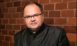 Prof. Piotr Kłodkowski, były ambasador w Indiach o podróżowaniu