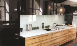 Meble na wymiar czy ze sklepu?