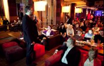 Biznes! Co ma wspólnego z kawą, grami i seansami filmowymi?