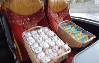 Neobus częstuje ekologicznymi smakołykami Santosa