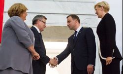 "Referendum Komorowskiego i Dudy". Początek gry referendami w Polsce?