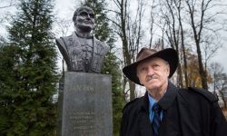 Amerykański rzeźbiarz z Ulanowa. Otwarcie Muzeum Pityńskiego