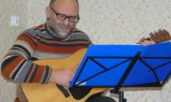 Życie to muzyka, życie to wiersz. Andrzej Śmiały śpiewający