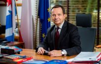 Marszałek Ortyl: Nie przechodzę do agencji rządowej