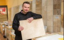 Płytki z trawertynu dodają szlachetności wnętrzom