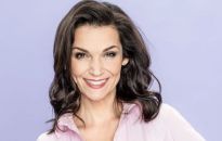 Pomagam, bo zaklinam swój dobry czas. Rozmowa z Olgą Bończyk, aktorką i piosenkarką