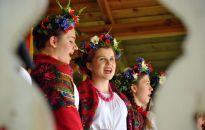 W niedzielę Lasowiacy i Rzeszowiacy, czyli na ludowo w skansenie w Kolbuszowej