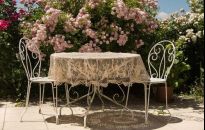 Kostka brukowa, kamień a może deski kompozytowe?! Co najlepsze na taras 