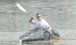 Całą Wisłę pokonał zrobionym przez siebie kajakiem