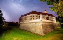 Sąd - z Zamku, kultura - do Zamku. Ministerstwo jest ,,za'