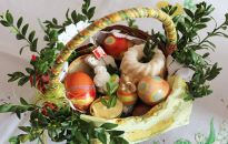 Jaja, chleb, chrzan... co w koszyczku wielkanocnym?