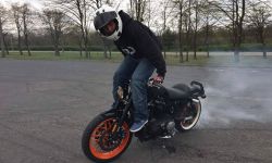 Bicie rekordu w Harley-Davidson Rzeszów. Będą palić gumę na harleyu