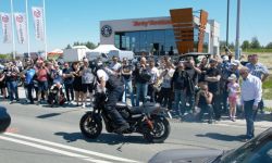 Walka o rekord w Harley-Davidson Rzeszów - Maciej DOP palił gumę przez 4,5 km! 