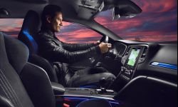 250 osób karanych dziennie! Czy aplikacje mobilne poprawią bezpieczeństwo jazdy?