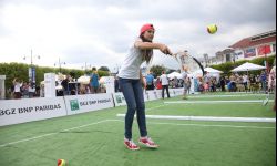 Darmowe lekcje tenisa dla dzieci  na rzeszowskim Rynku 