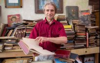 Książka na wakacje. Co przeczytał Zbigniew Oprządek, antykwariusz z Krosna