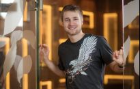 Tanie noclegi i piękne widoki - podróżnik Patryk Świątek o wakacjach last minute