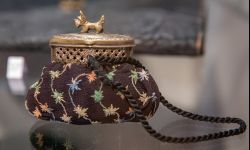 Luksusowe torebki i kobiece ubiory w Muzeum Okręgowym w Rzeszowie 