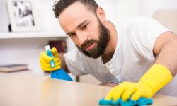 Jak sprzątać, by kurz szybko nie wracał