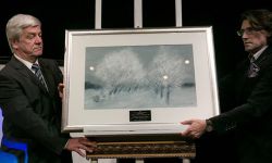 Płaskorzeźba od prezydenta RP i ponad 200 prac na aukcji dla dzieci z hospicjum