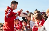 Robert Lewandowski i inni piłkarze Bayernu Monachium odebrali nowe modele Audi