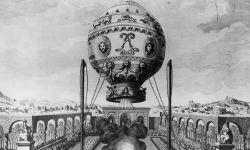 Atrapa balonu, którym lot odbył Jan Potocki stanie w Zamku w Łańcucie