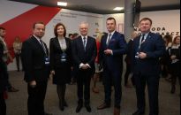 Prezydent Andrzej Duda i premier Beata Szydło na Kongresie 590 w Jasionce 