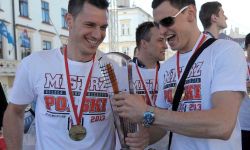 Rzeszowianie na Rynku dziękowali Asseco Resovia za Mistrza Polski