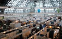 Gratis autobusem na Ekogalę. W Jasionce rozpoczęły się targi produktów regionalnych