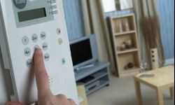 Alarm - sposób, by uchronić dom przed włamaniem