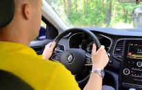 Jak przygotować się do jazdy, by zmniejszyć ryzyko poważnych urazów w razie wypadku?