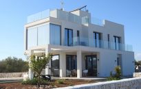 Stylowy dom na wąską działkę