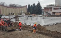 W czerwcu otwarcie basenów ROSIR: gejzer, sztuczna rzeka i palma