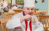 Kazimierz Rak, mistrz z Rzeszowa, wyróżniony przez cukierników