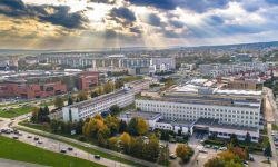 Sukces uniwersytetu - prestiżowa kategoria naukowa dla kolejnego wydziału