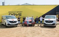 Drużyna polskich skoczków narciarskich na Renault Sport Days