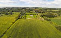 Bezwzględny zakaz sprzedaży ziemi rolnej stanowi naruszenie prawa do poszanowania mienia