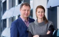 Udany debiut ML System na giełdzie. Zbuduje fabrykę rewolucyjnych szyb 