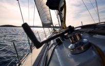 Rejs jachtem - o czym należy pamiętać?