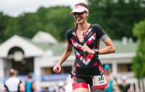 Dyrektor biblioteki uniwersyteckiej w zawodach Ironman na Hawajach