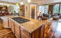 Młodsza siostra stołu- wyspa kuchenna