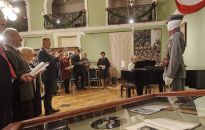 Mundur legionisty i niepodległościowe pamiątki na wystawie w łańcuckim zamku