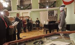 Mundur legionisty i niepodległościowe pamiątki na wystawie w łańcuckim zamku