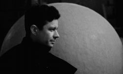 Podkarpacka firma Betonovo produkuje Ławki Niepodległości dla całej Polski