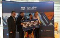 750-tysięczny pasażer na lotnisku w Jasionce