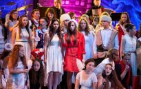 Pomaganie przez kolędowanie w 8 rzeszowskich domach kultury